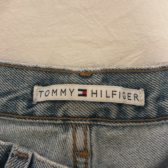 Tommy Hilfiger Jean Shorts - Picture 2 of 5